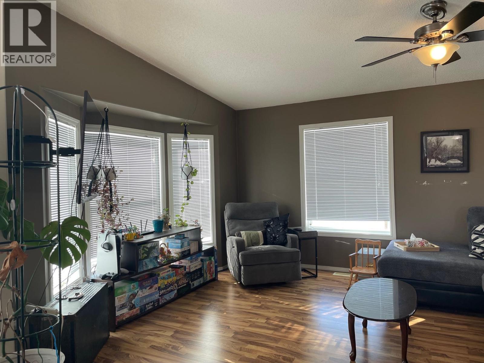 34 Pebble Drive, Fort Nelson, British Columbia  V0C 1R0 - Photo 4 - R3105979