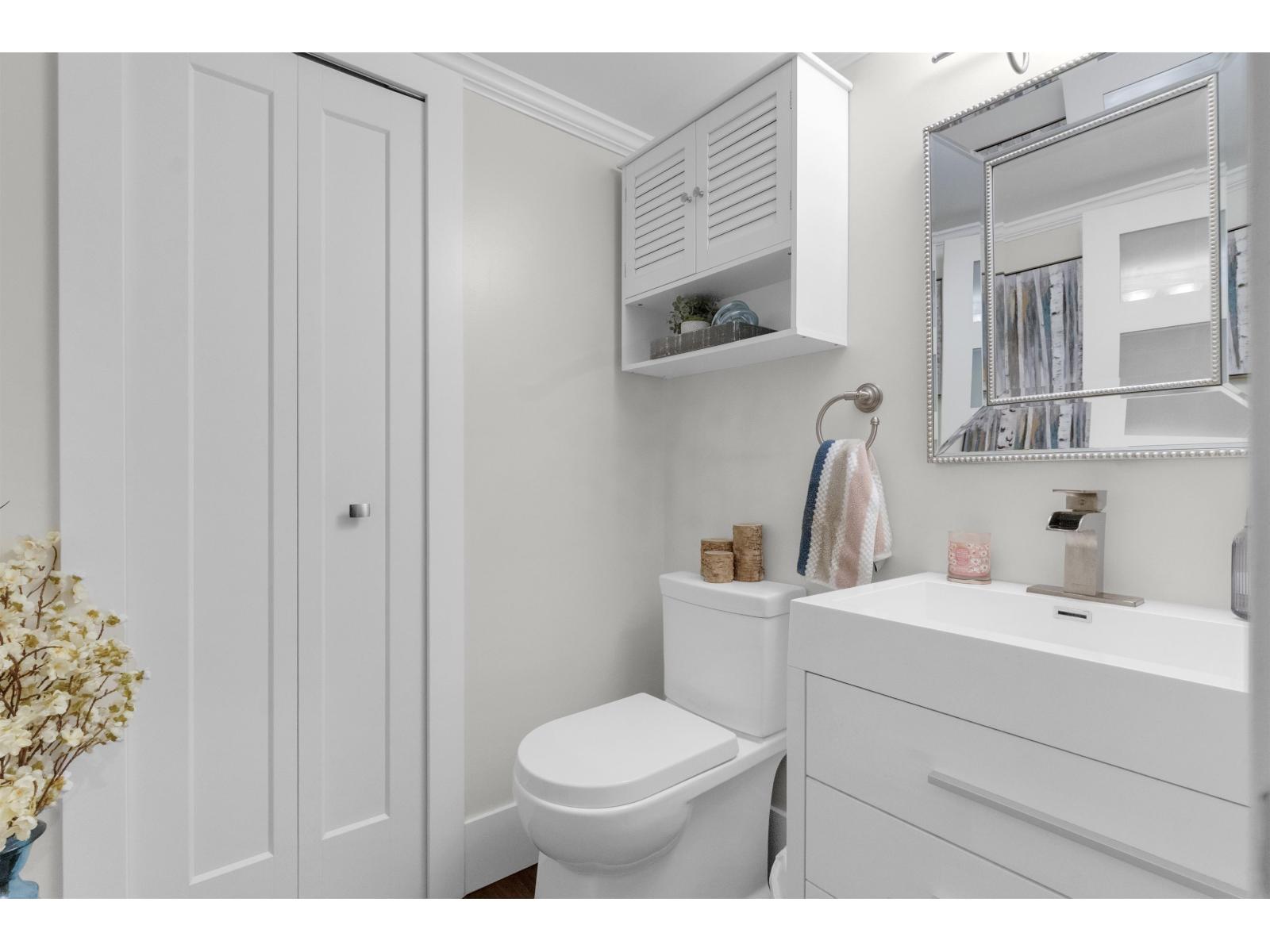 8168 132a Street, Surrey, British Columbia  V3W 8Y6 - Photo 12 - R3105710