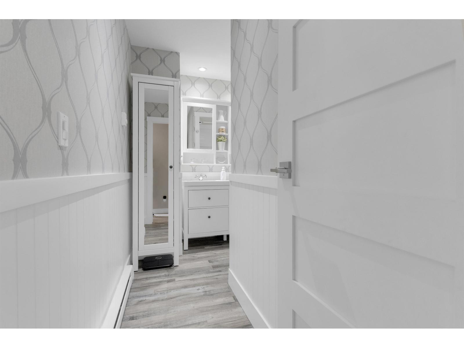 8168 132a Street, Surrey, British Columbia  V3W 8Y6 - Photo 19 - R3105710