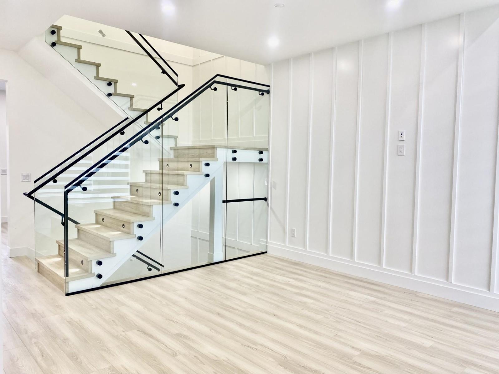 15911 88 Avenue, Surrey, British Columbia  V4N 1H6 - Photo 3 - R3105553