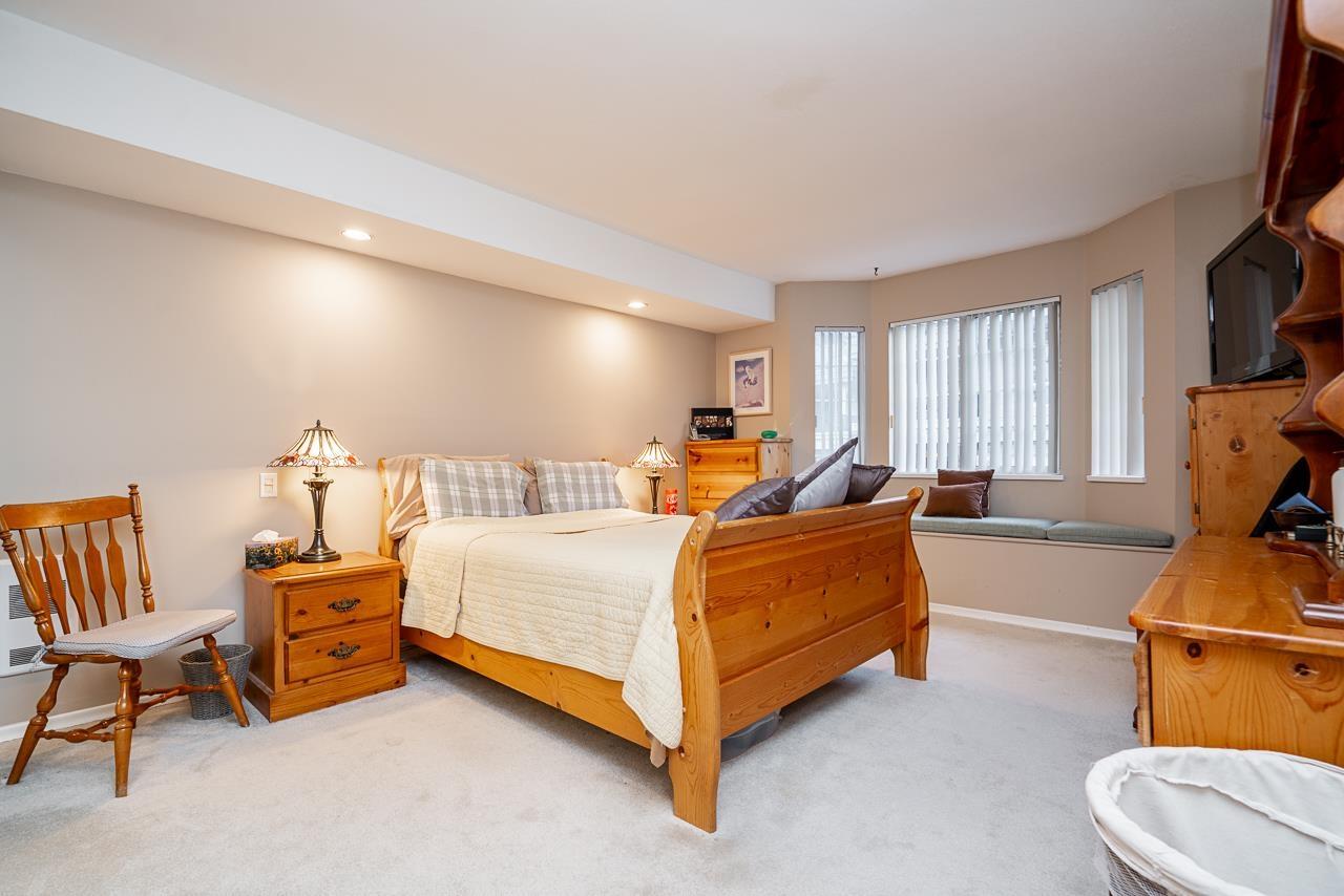 303 15338 18 Avenue, Surrey, British Columbia  V4A 1W8 - Photo 16 - R3105253