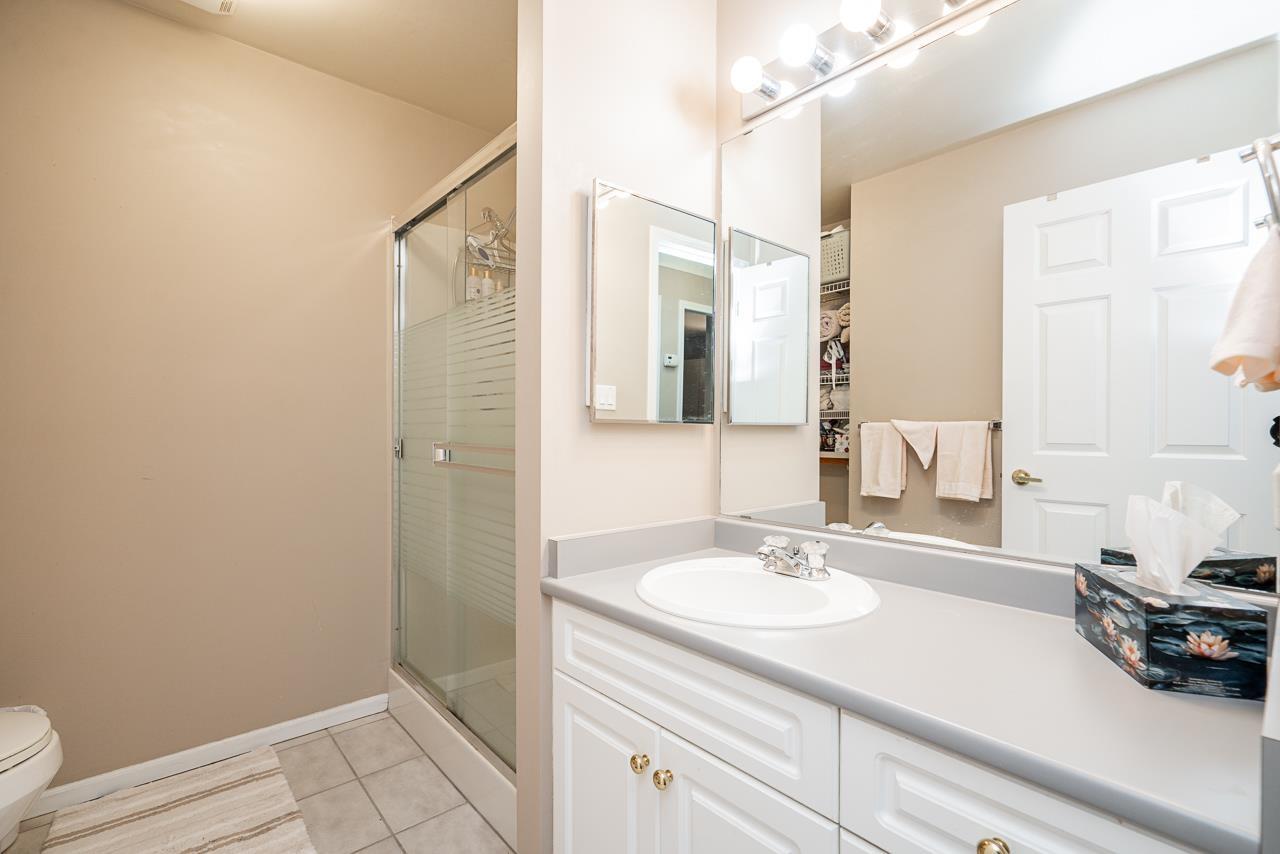 303 15338 18 Avenue, Surrey, British Columbia  V4A 1W8 - Photo 23 - R3105253