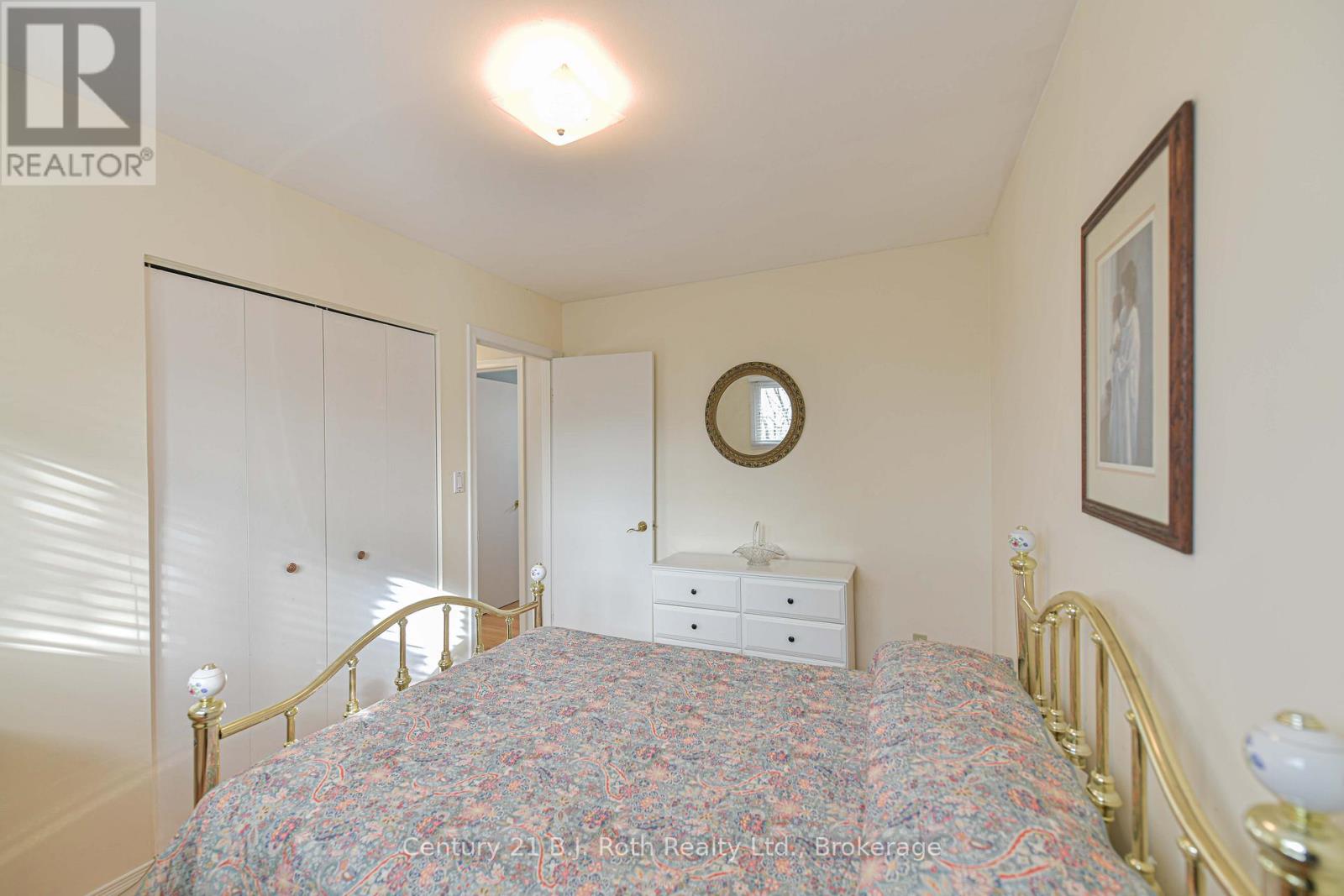 215 Park Street, Orillia, Ontario  L3V 5V7 - Photo 43 - S12948182