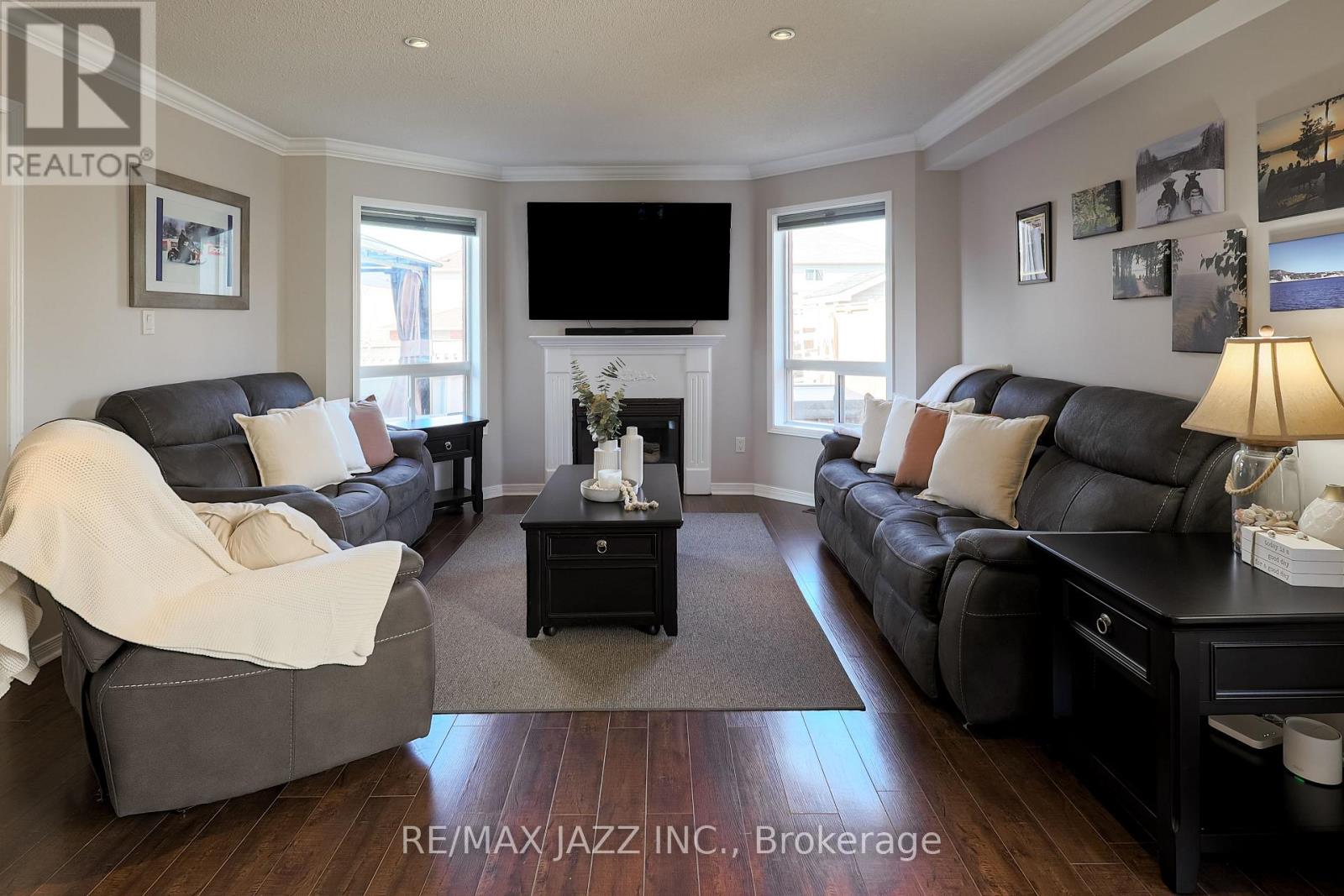 104 Calwell Drive, Scugog, Ontario  L9L 1T7 - Photo 5 - E12948152