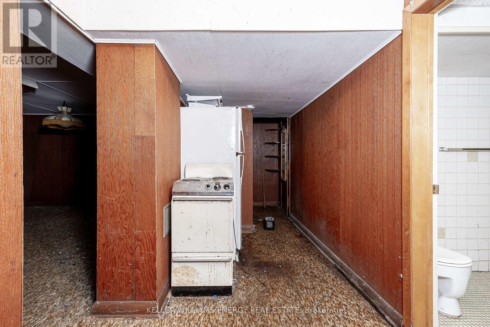 159 Princess Margaret Boulevard, Toronto, Ontario  M9B 2Z4 - Photo 21 - W12948188