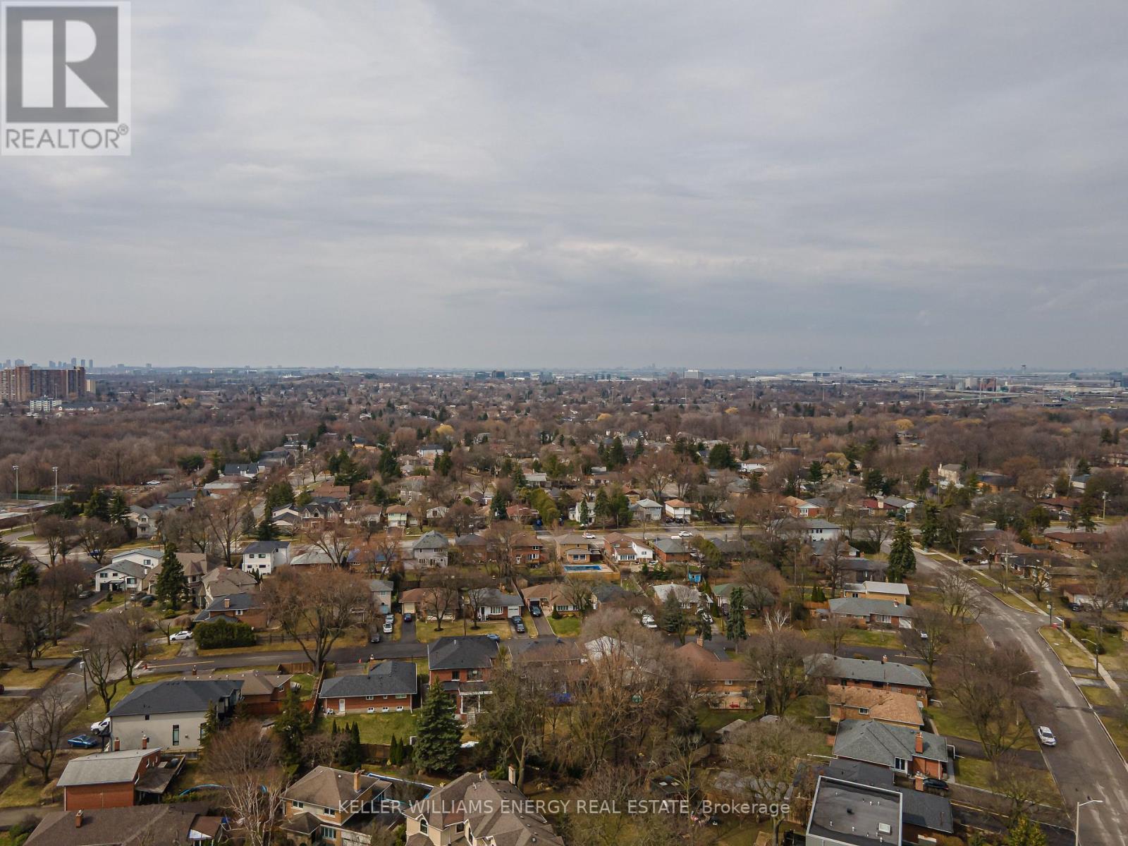 159 Princess Margaret Boulevard, Toronto, Ontario  M9B 2Z4 - Photo 30 - W12948188