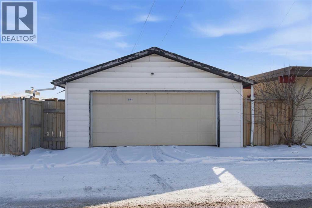 1108 Marcombe Crescent Ne, Calgary, Alberta  T2A 4H7 - Photo 35 - A2298096