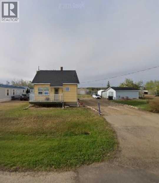 5023 51 Avenue, Woking, Alberta  T0H 3V0 - Photo 2 - A2294764