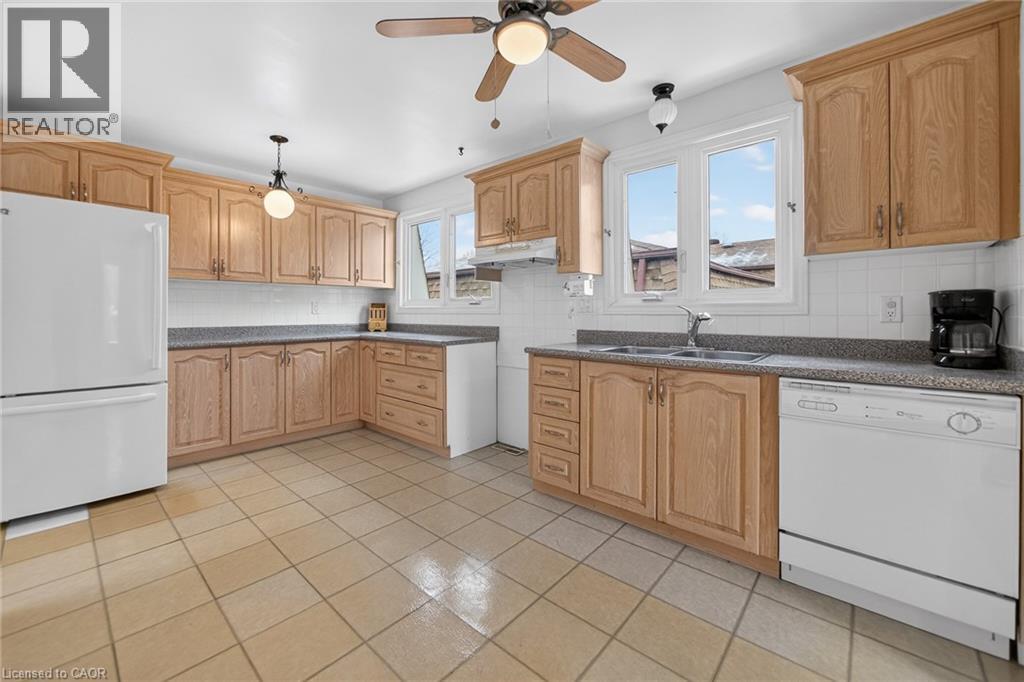 305 Pinegrove Road, Oakville, Ontario  L6K 3P8 - Photo 19 - 40807952