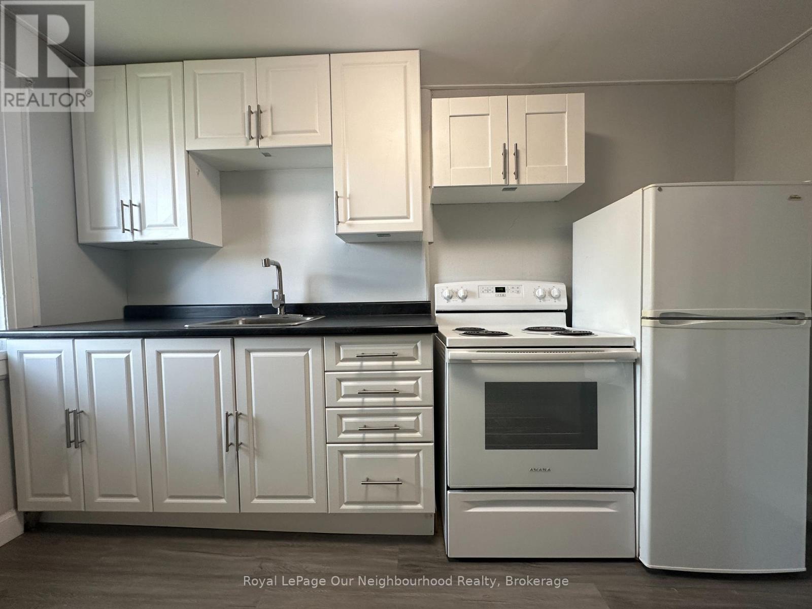 6 - 85 Peter Street, Port Hope, Ontario  L1A 1C2 - Photo 5 - X12948116