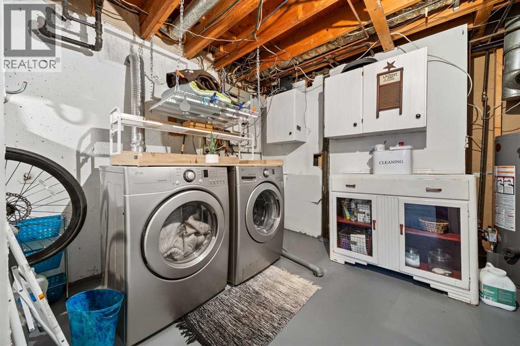 379 Westwood Drive SW, Calgary, Alberta  T3C 2W5 - Photo 34 - A2291270