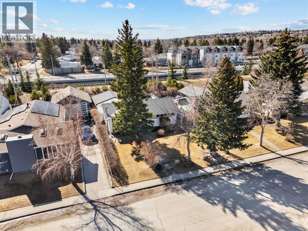 379 Westwood Drive SW, Calgary, Alberta  T3C 2W5 - Photo 44 - A2291270