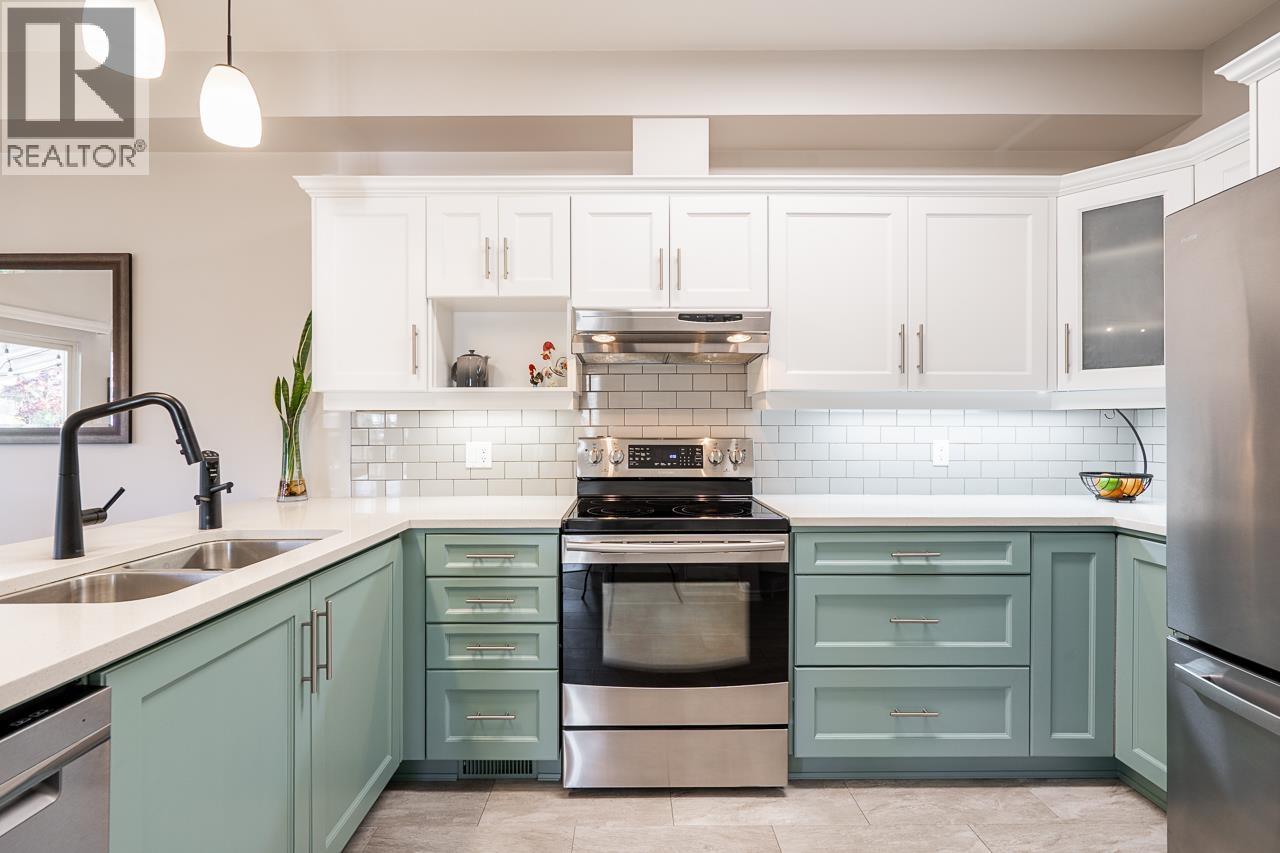 9 998 Riverside Drive, Port Coquitlam, British Columbia  V3B 7Y4 - Photo 1 - R3105556