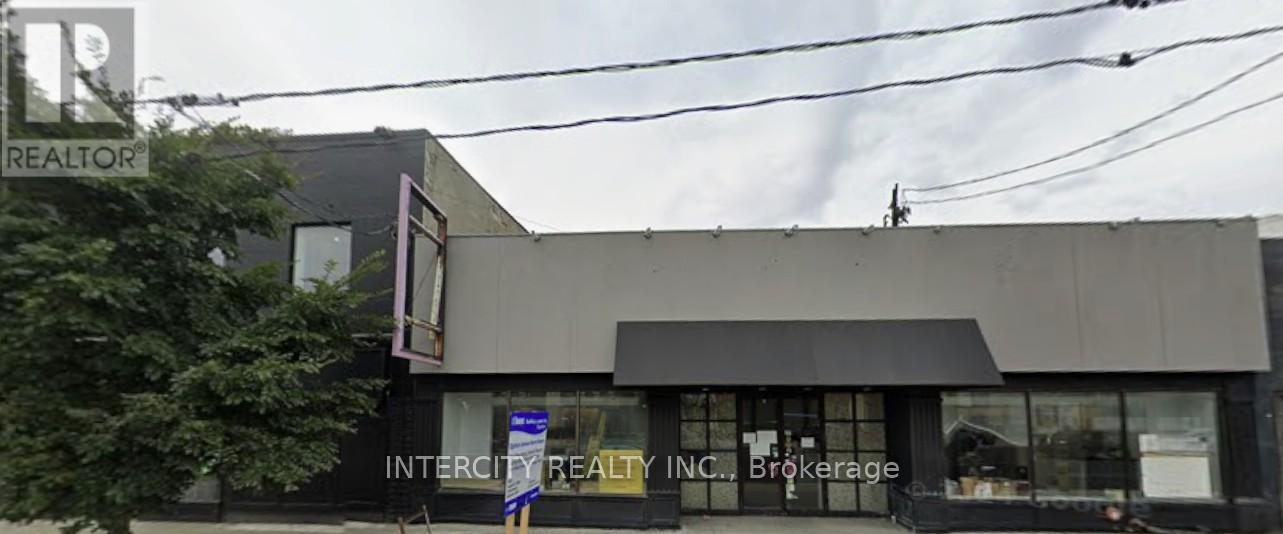 352 EGLINTON AVENUE W, Toronto, Ontario