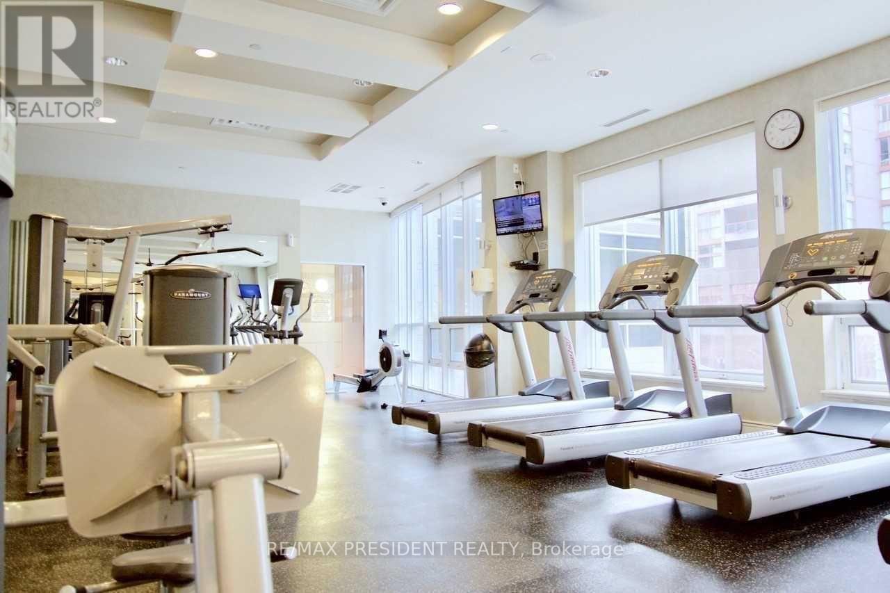 2213 - 761 Bay Street, Toronto, Ontario  M5G 2R2 - Photo 24 - C12948080