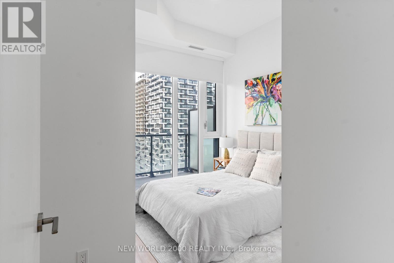 2612 - 101 Roehampton Avenue, Toronto, Ontario  M4P 2W2 - Photo 16 - C12948148