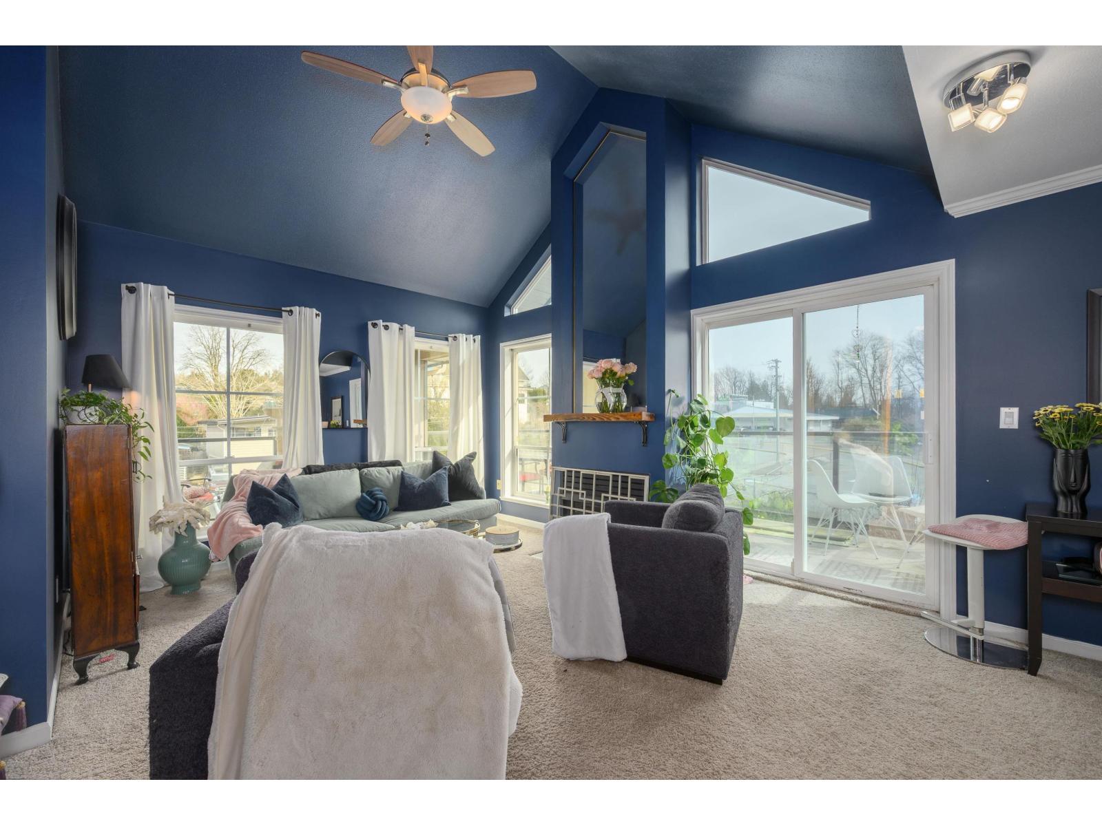 304 33150 4th Avenue, Mission, British Columbia  V2V 7A3 - Photo 3 - R3106233