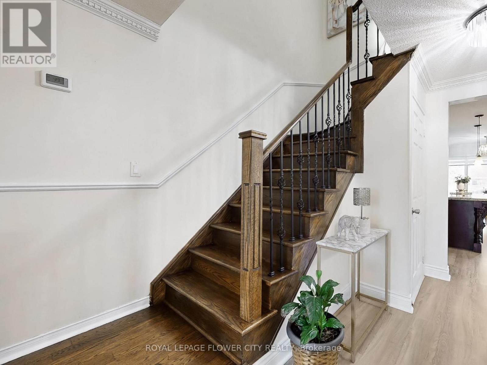 29 Glenmore Drive, Whitby, Ontario  L1N 9J3 - Photo 17 - E12948194