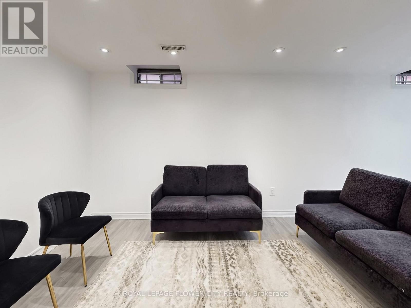 29 Glenmore Drive, Whitby, Ontario  L1N 9J3 - Photo 33 - E12948194