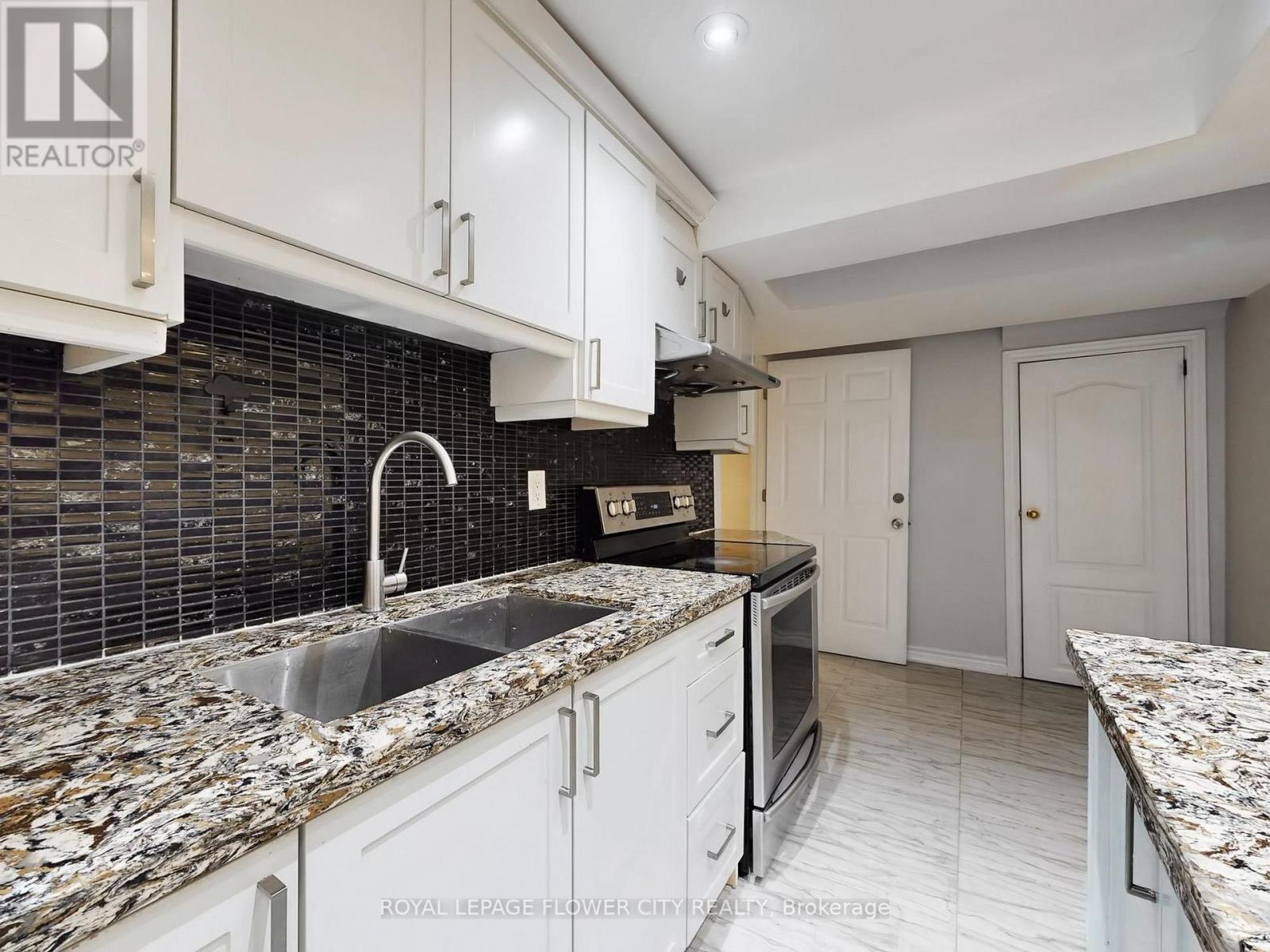 29 Glenmore Drive, Whitby, Ontario  L1N 9J3 - Photo 39 - E12948194