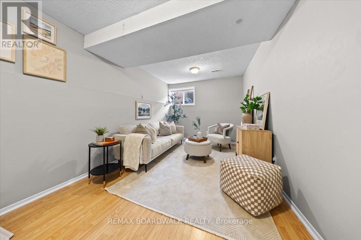 E - 278 Dalehurst Drive, Ottawa, Ontario  K2G 4J5 - Photo 7 - X12948086