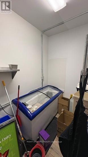 891 Bank Street, Ottawa, Ontario  K1S 3W4 - Photo 10 - X12948094