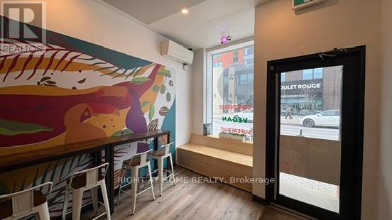 891 Bank Street, Ottawa, Ontario  K1S 3W4 - Photo 2 - X12948094