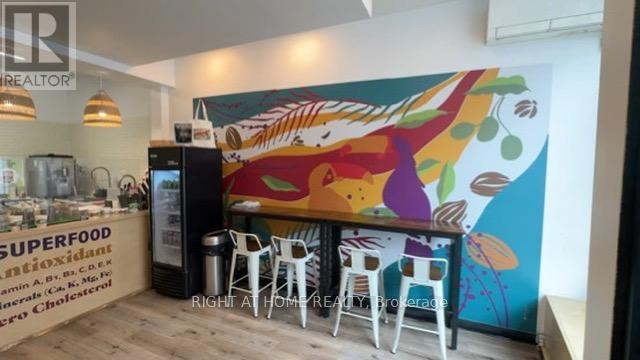 891 Bank Street, Ottawa, Ontario  K1S 3W4 - Photo 3 - X12948094