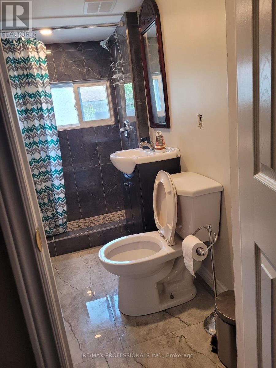 39 Beck Street, Wasaga Beach, Ontario  L9Z 2K9 - Photo 13 - S12948158