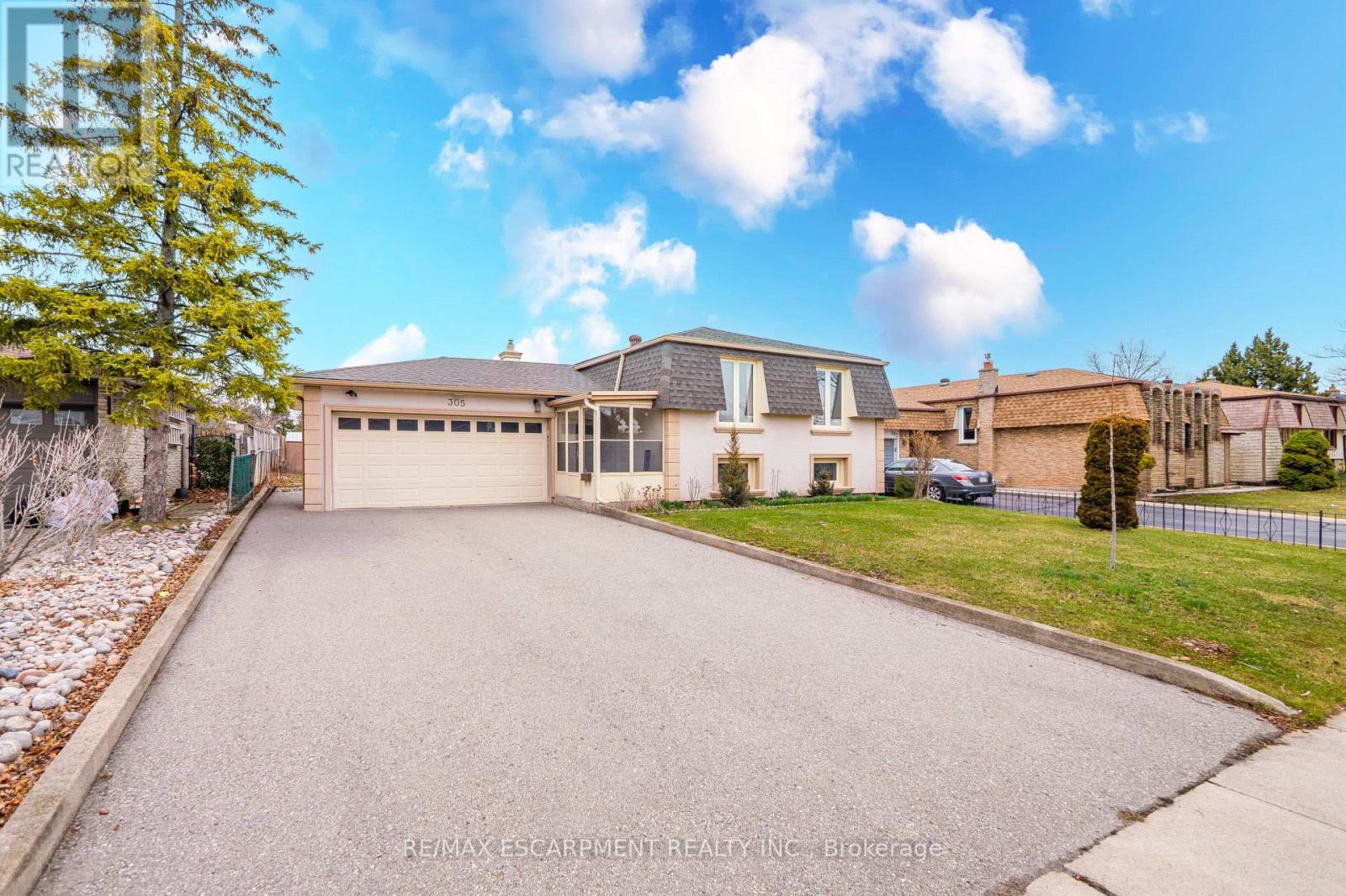 305 Pinegrove Road, Oakville, Ontario  L6K 3P8 - Photo 5 - W12823378