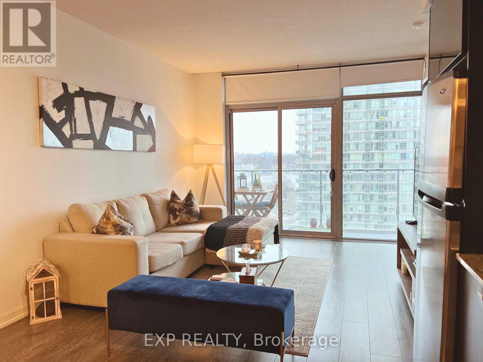 1217 - 103 The Queens Way, Toronto, Ontario  M6S 5B3 - Photo 12 - W12948072