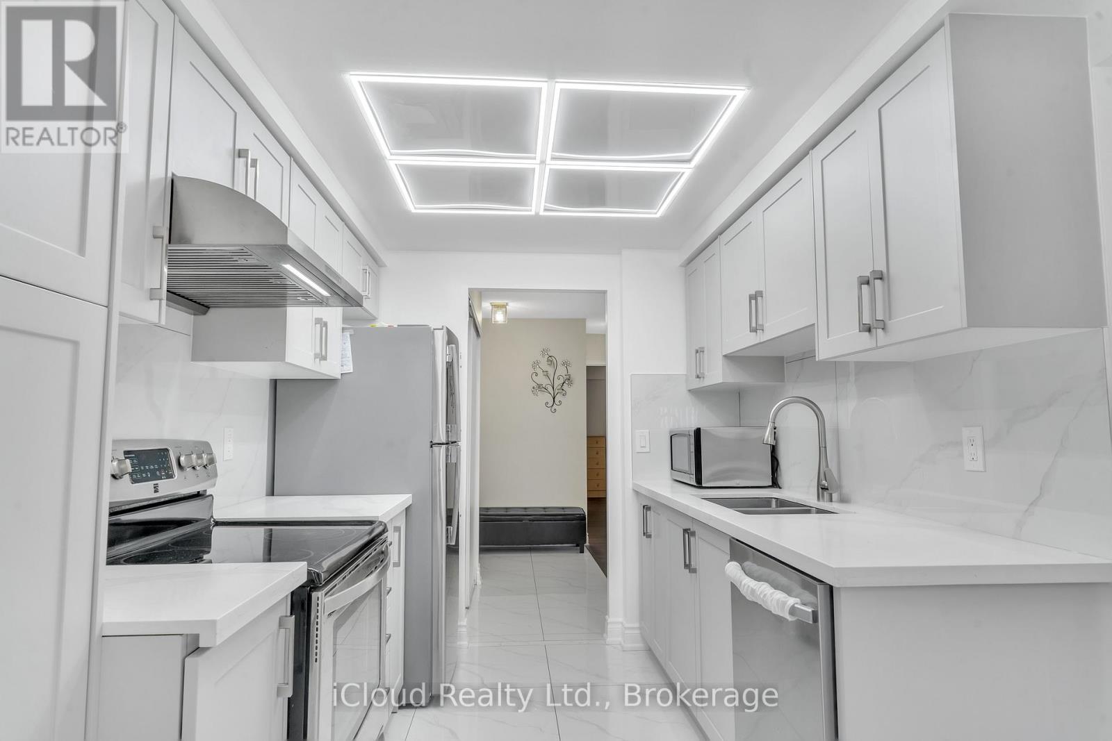 903 - 135 Hillcrest Avenue, Mississauga, Ontario  L5B 4B1 - Photo 25 - W12948092