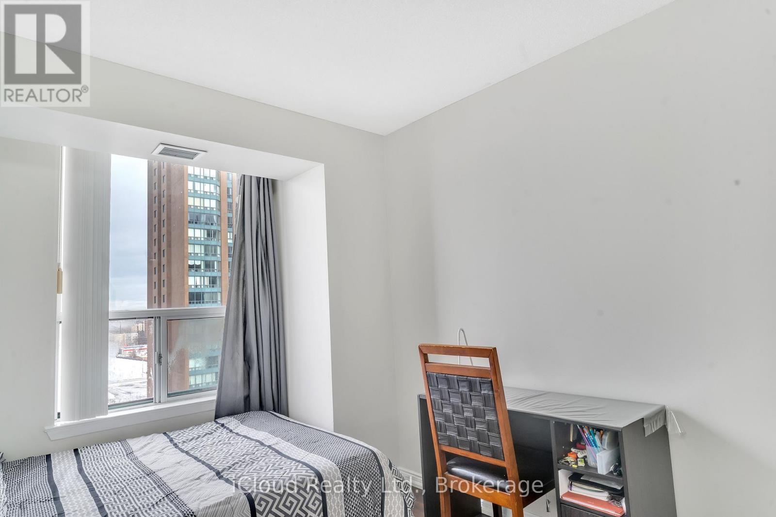 903 - 135 Hillcrest Avenue, Mississauga, Ontario  L5B 4B1 - Photo 34 - W12948092