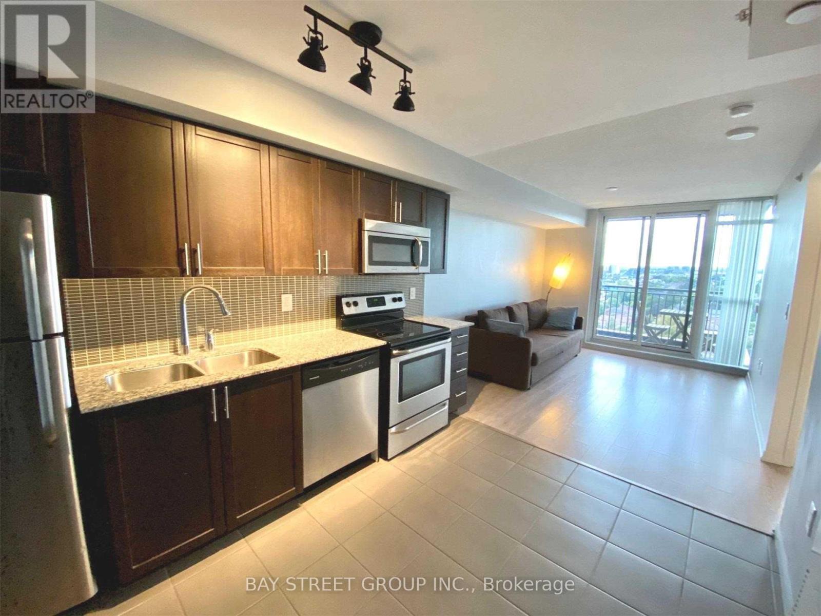 1422 - 800 Lawrence Avenue, Toronto, Ontario  M6A 1C3 - Photo 4 - W12948114