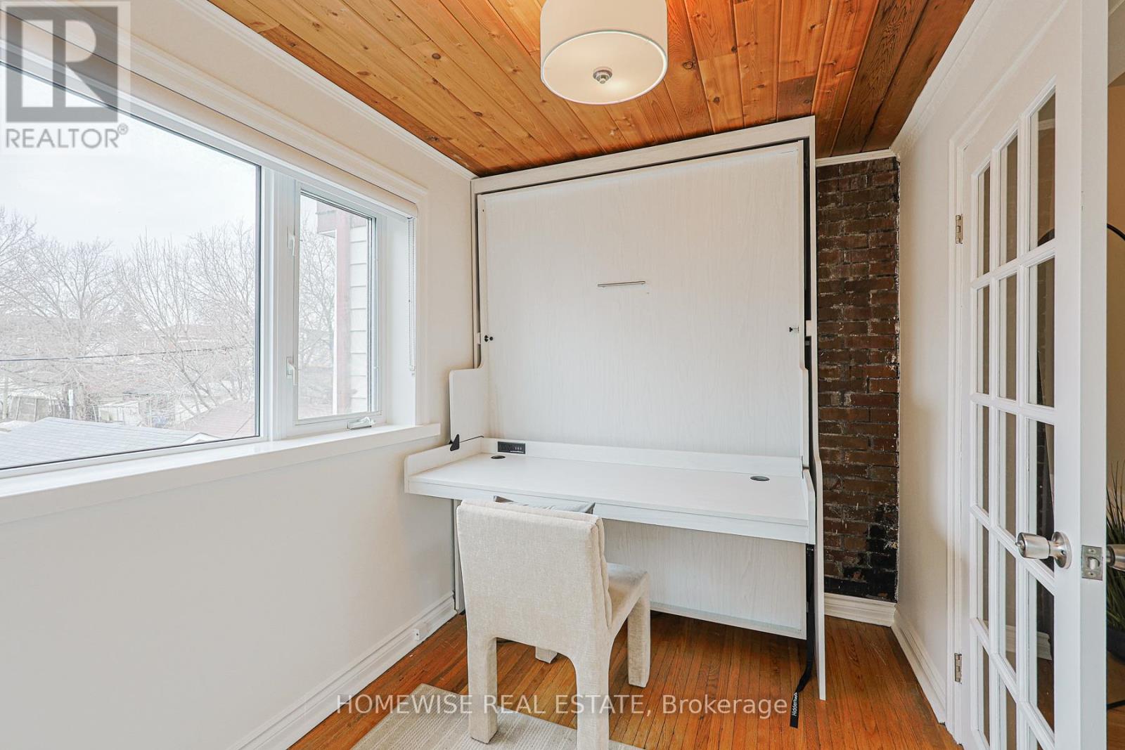 12 Leeds Street, Toronto, Ontario  M6G 1N7 - Photo 19 - W12948118