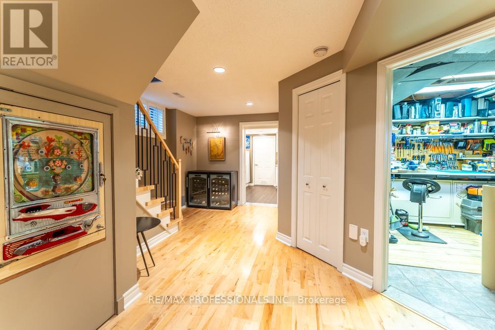 1427 Kenmuir Avenue, Mississauga, Ontario  L5G 4B3 - Photo 27 - W12948140