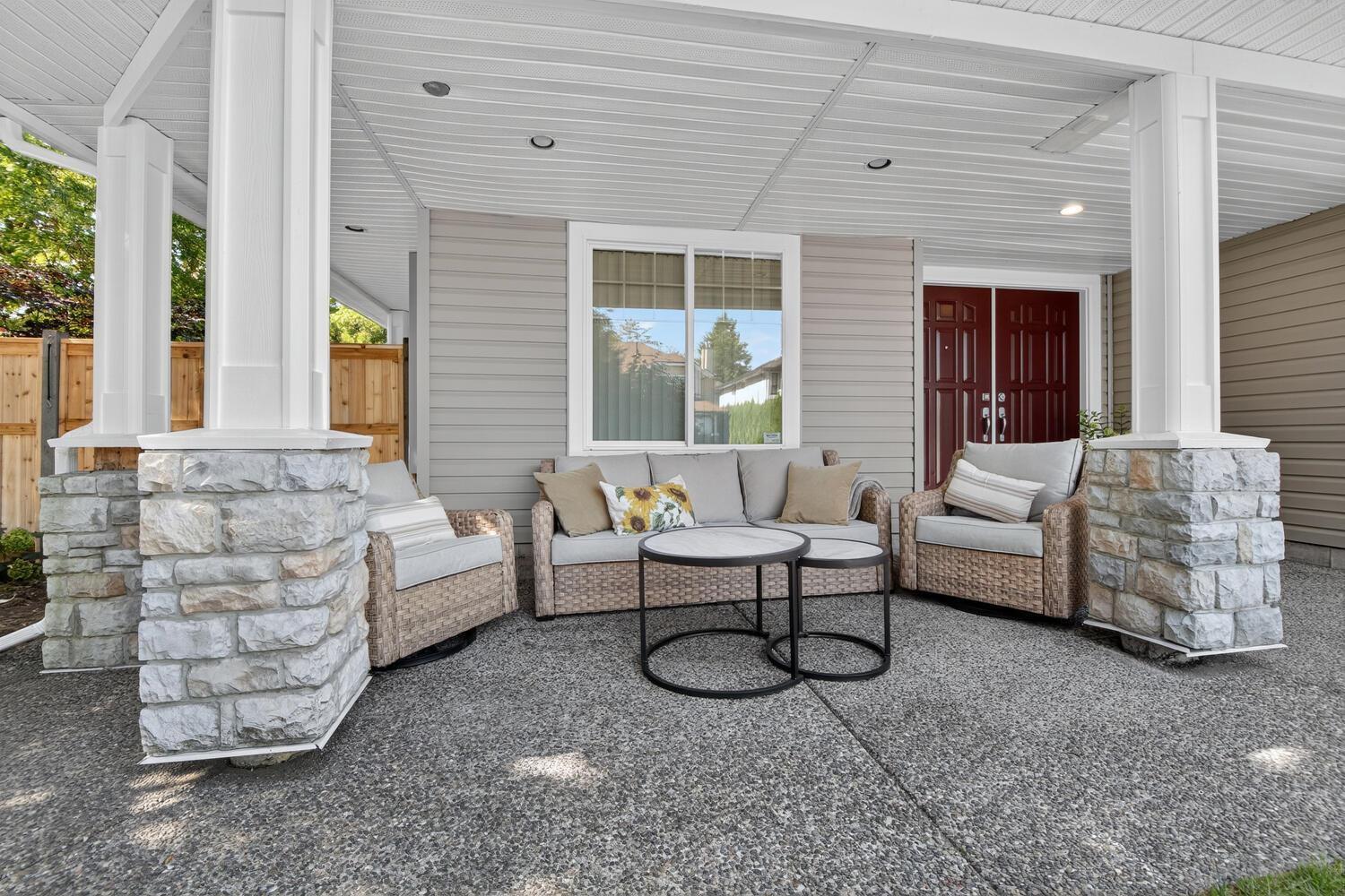 8011 163rd Street, Surrey, British Columbia  V4N 0J6 - Photo 2 - R3106009