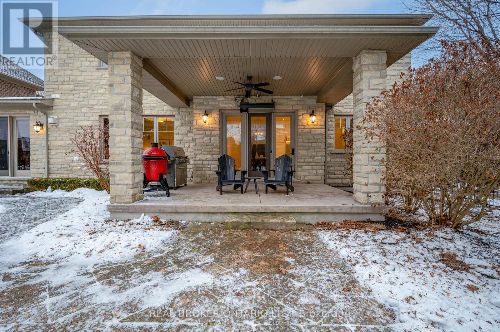 459 Deer Ridge Drive, Kitchener, Ontario  N2P 0A7 - Photo 46 - X12948134