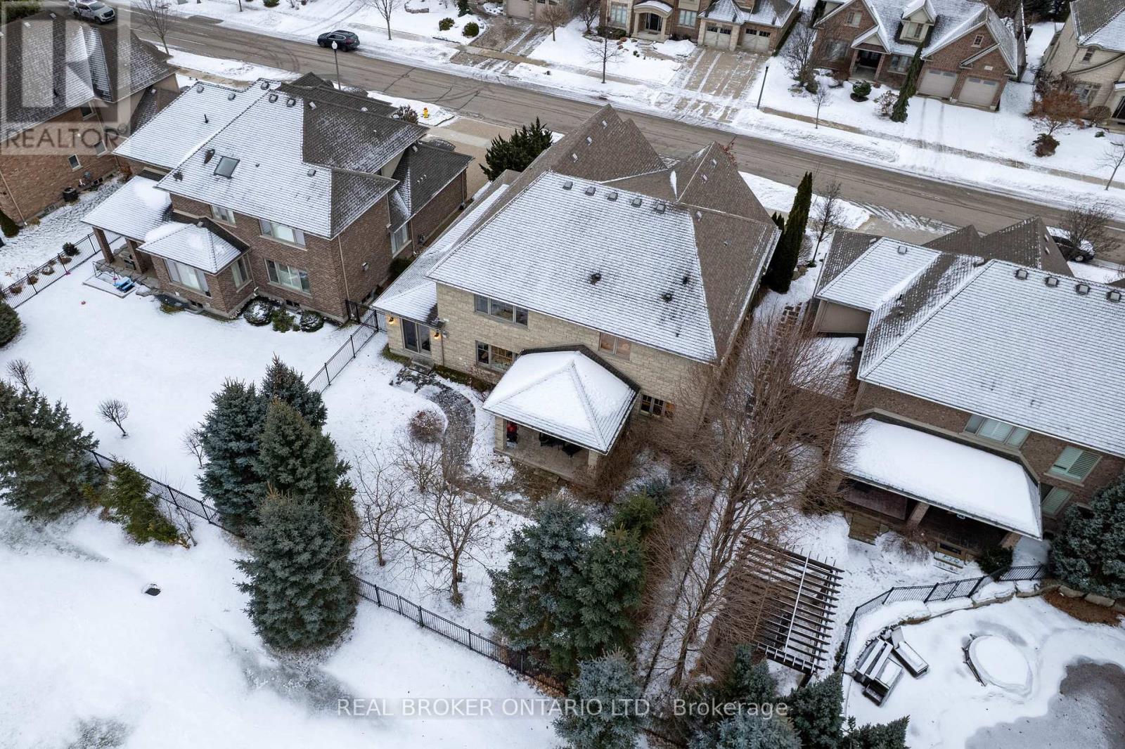 459 Deer Ridge Drive, Kitchener, Ontario  N2P 0A7 - Photo 49 - X12948134