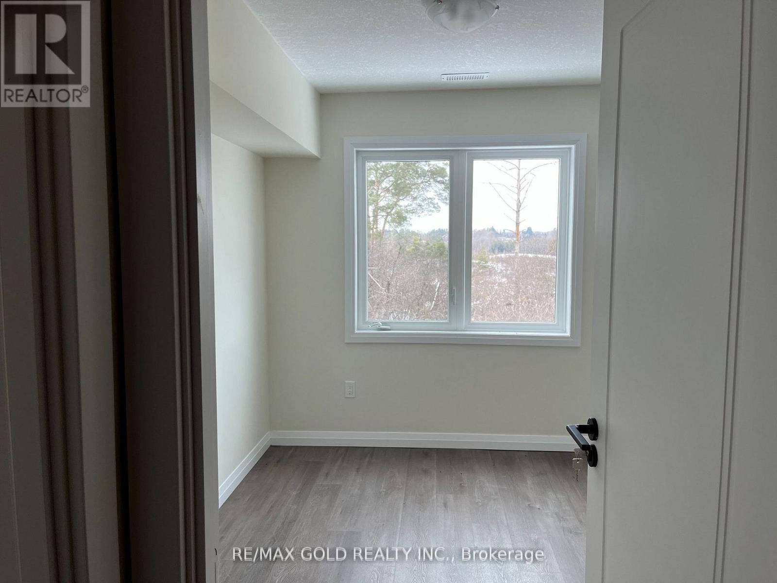 C35 - 350 Fisher Mills Road, Cambridge, Ontario  N3C 0G8 - Photo 11 - X12948136