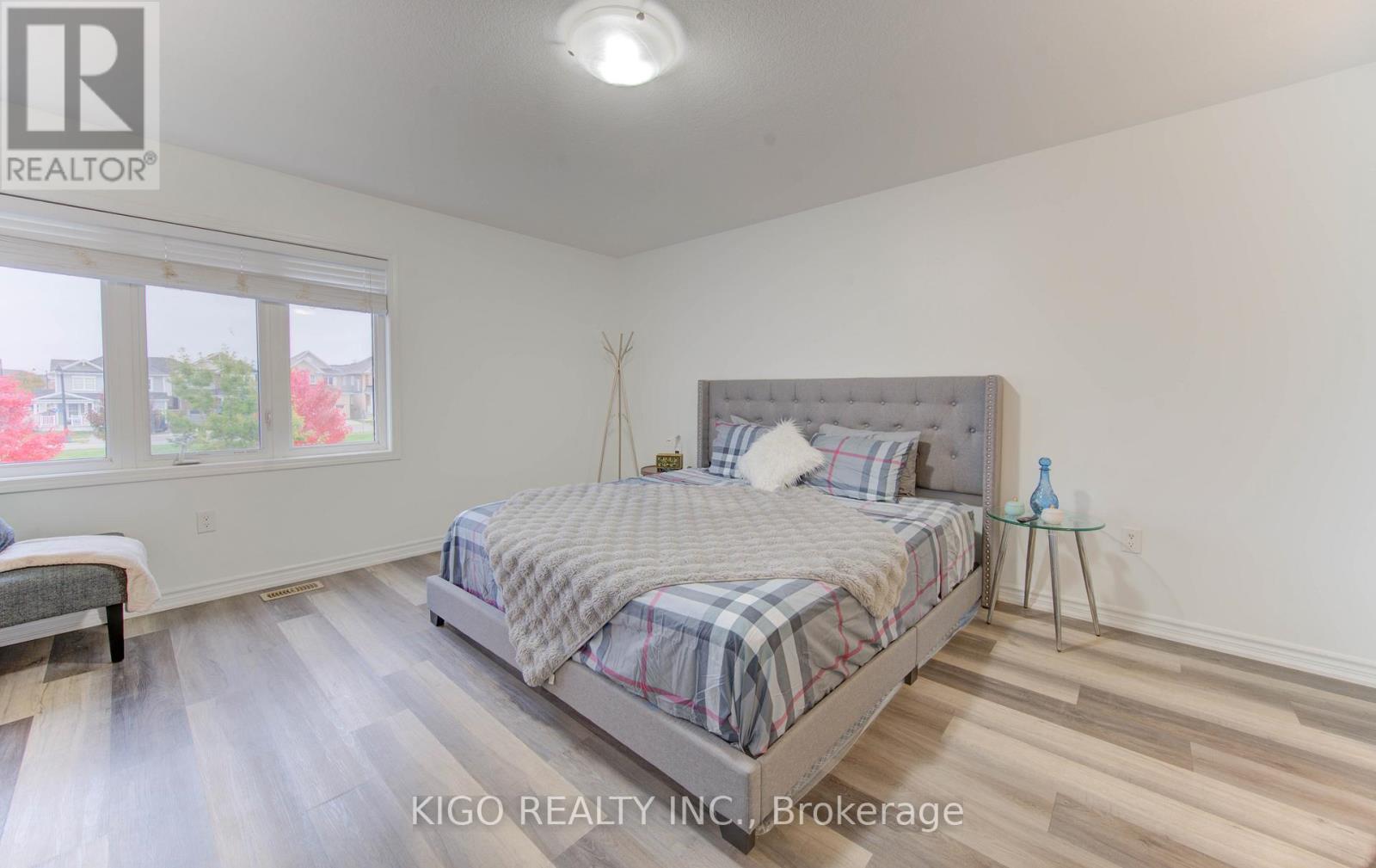 66 Shoreacres Drive, Kitchener, Ontario  N2R 0K7 - Photo 33 - X12948170