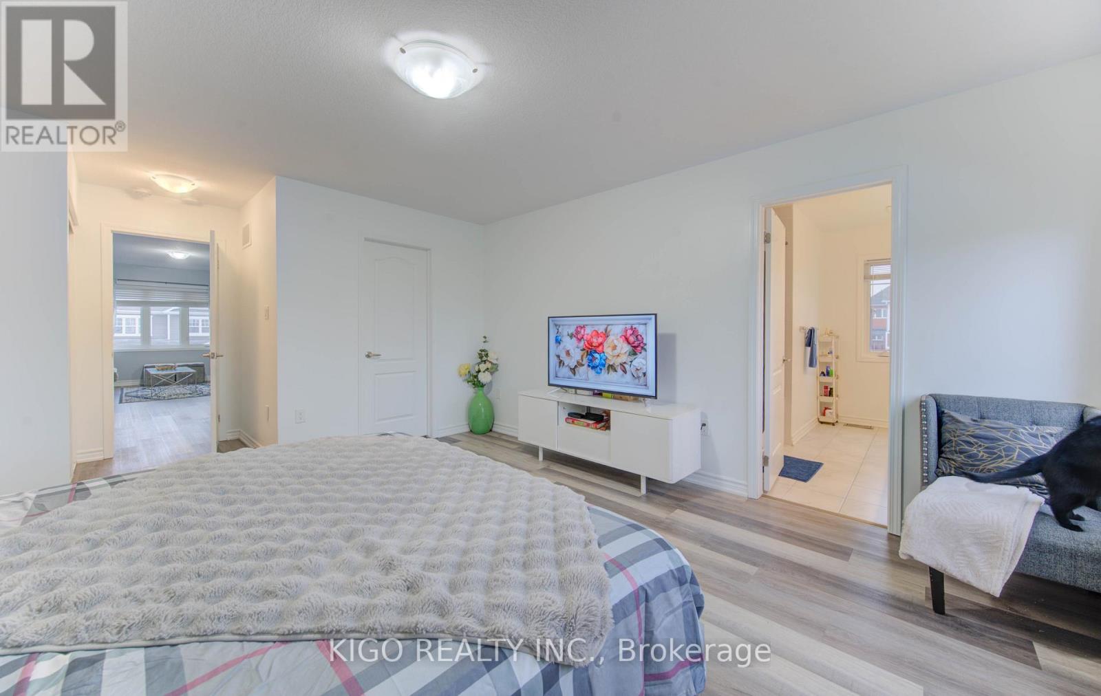 66 Shoreacres Drive, Kitchener, Ontario  N2R 0K7 - Photo 35 - X12948170