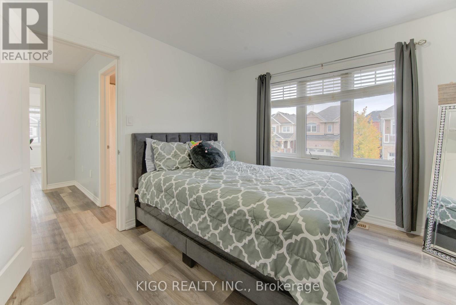 66 Shoreacres Drive, Kitchener, Ontario  N2R 0K7 - Photo 37 - X12948170