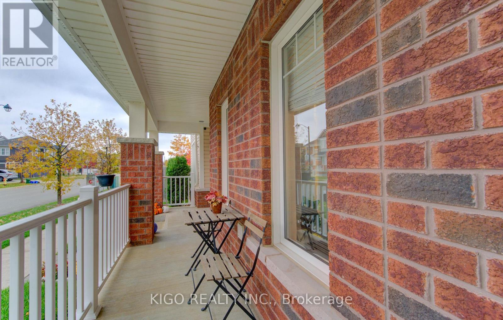 66 Shoreacres Drive, Kitchener, Ontario  N2R 0K7 - Photo 4 - X12948170