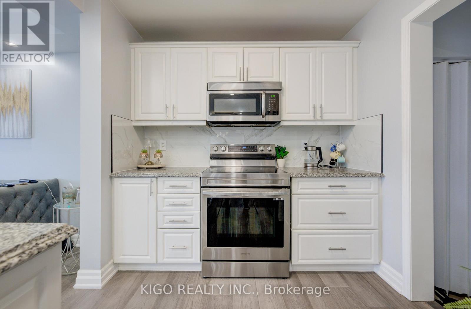 66 Shoreacres Drive, Kitchener, Ontario  N2R 0K7 - Photo 9 - X12948170