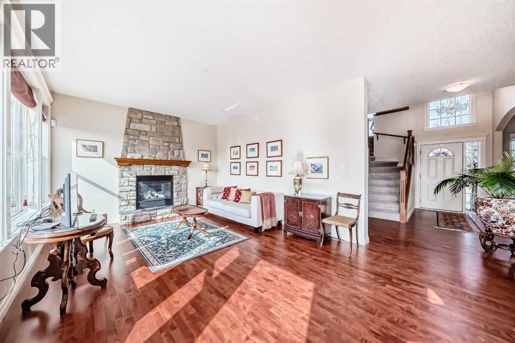 68 Strathlea Close Sw, Calgary, Alberta  T3H 5B1 - Photo 12 - A2278599