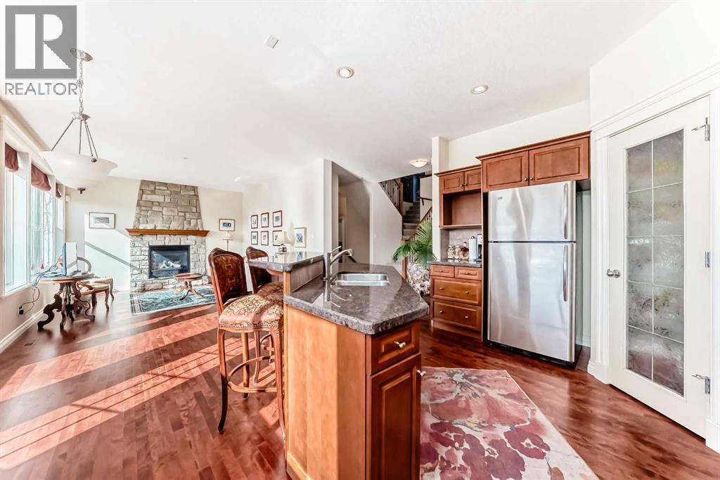 68 Strathlea Close Sw, Calgary, Alberta  T3H 5B1 - Photo 8 - A2278599