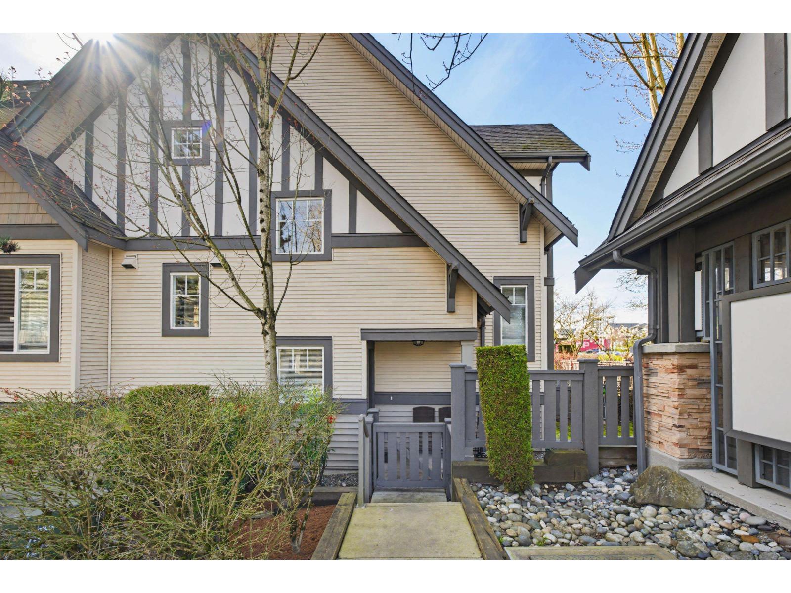 1 20038 70 Avenue, Langley, British Columbia  V2Y 0B4 - Photo 3 - R3100991