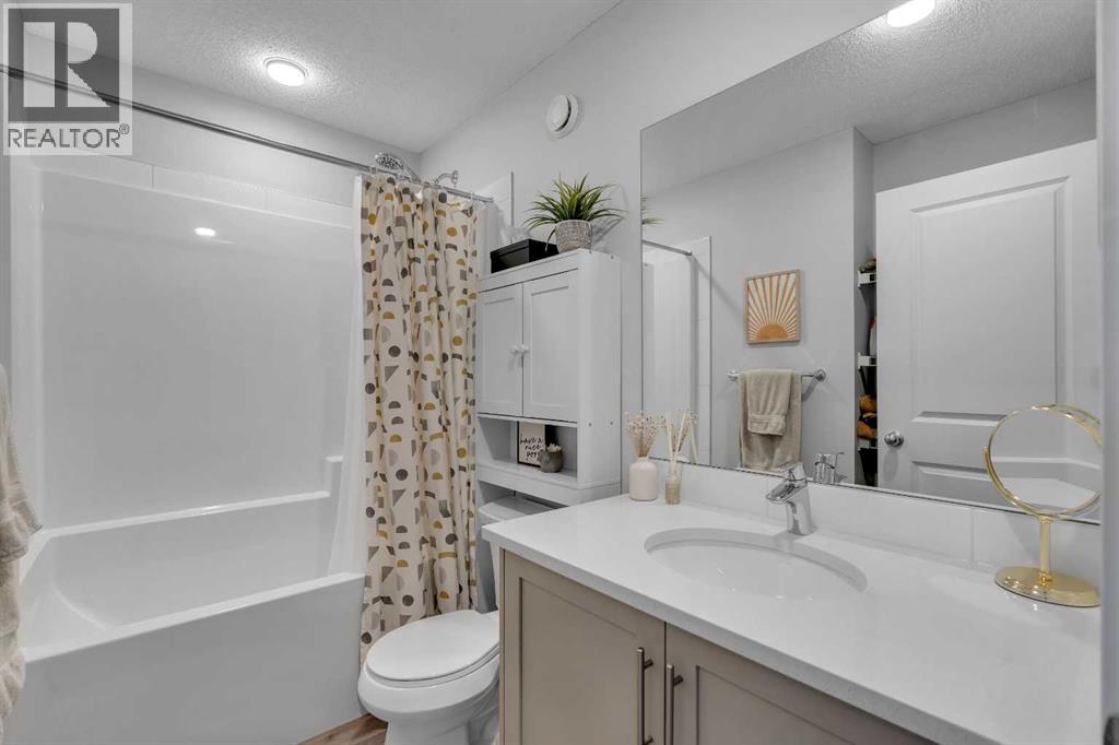 24 Carringvue Way NW, Calgary, Alberta  T3P 1K8 - Photo 29 - A2293180