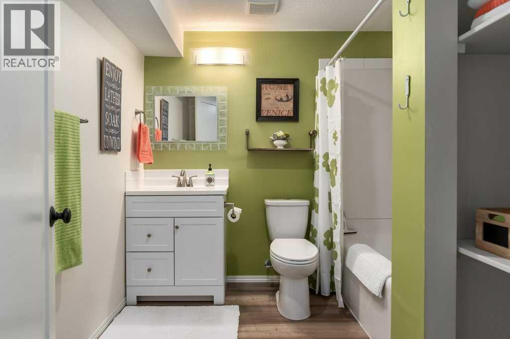 729 Riverside Drive Nw, High River, Alberta  T1V 1S3 - Photo 26 - A2298174